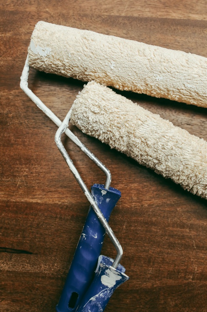 Paint accessories and tools